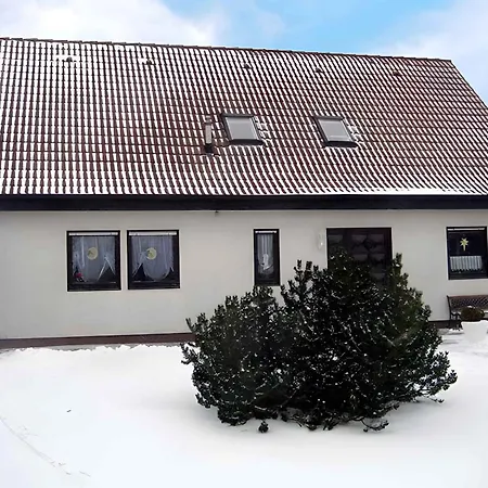 Apartment 2 Im Dachgeschoss Altenkirchen (Mecklenburg-Vorpommern)